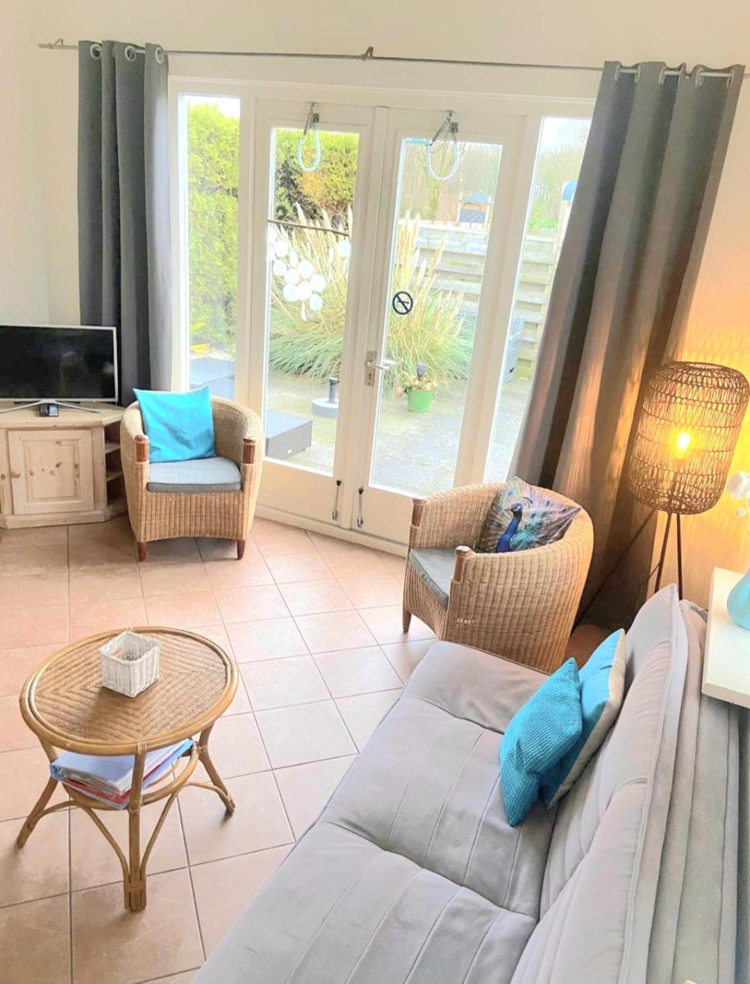 Huisje Finn, Met Grote Tuin En Veel Privacy Dirkshorn Exterior foto